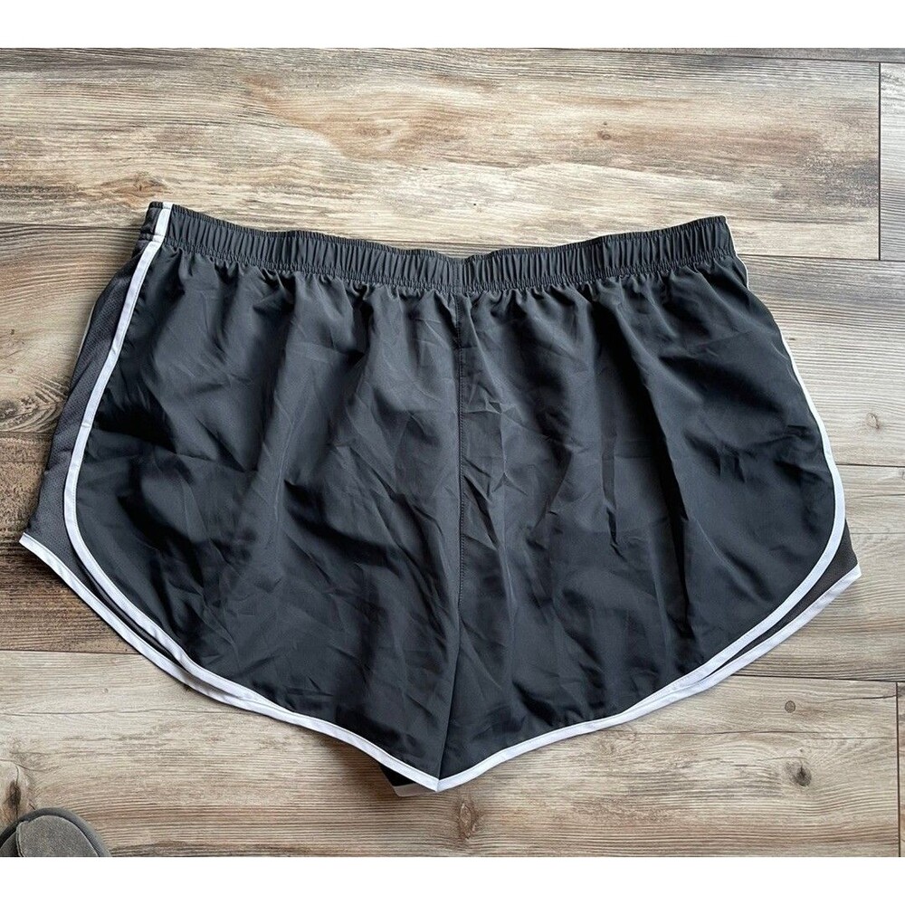 Nike Dri-Fit Womens Running Shorts Gray White Stripe 3X NWT - Picture 2 of 7